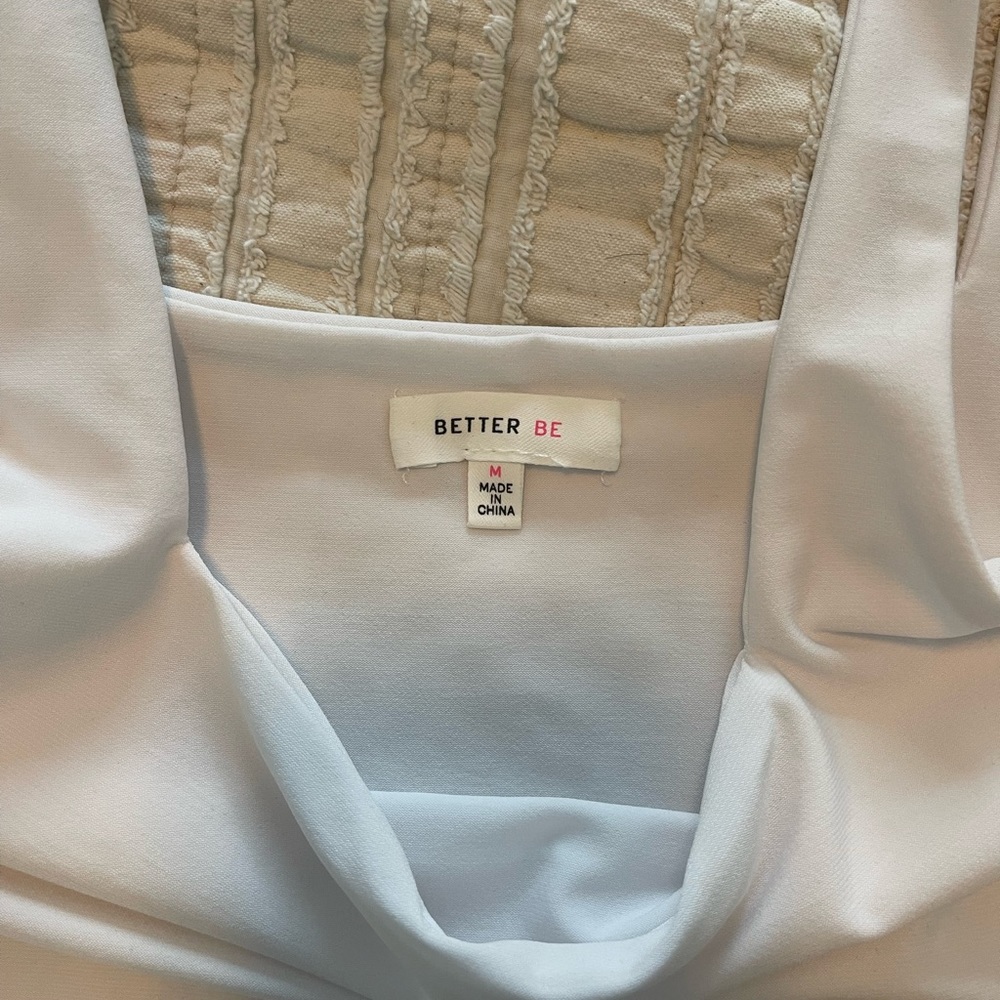 SquareNeck Crop - Picture 2 of 2